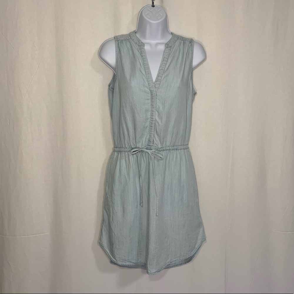 GAP light denim dress S